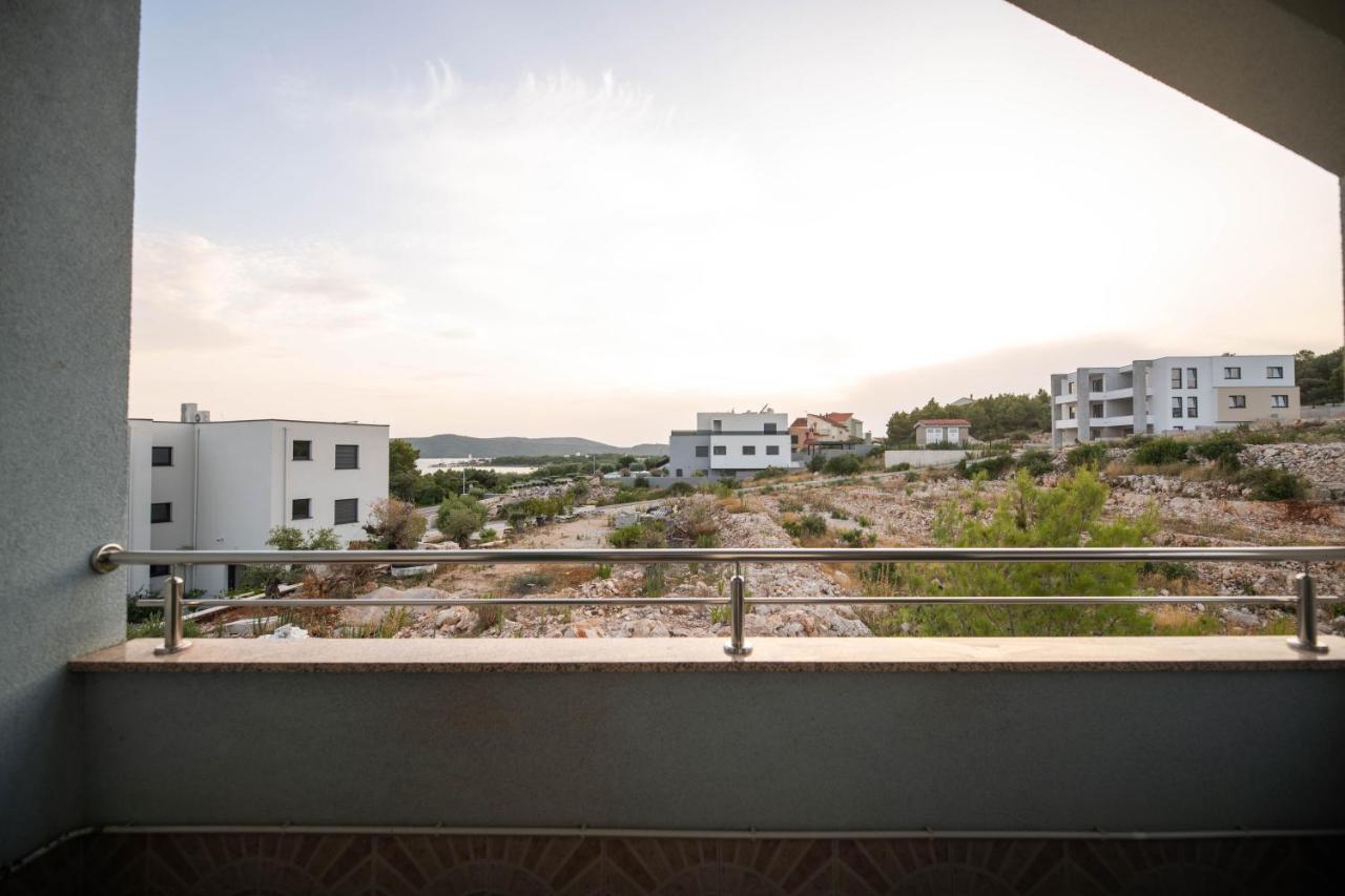 Sunny Beach Apartments Sibenik Luaran gambar